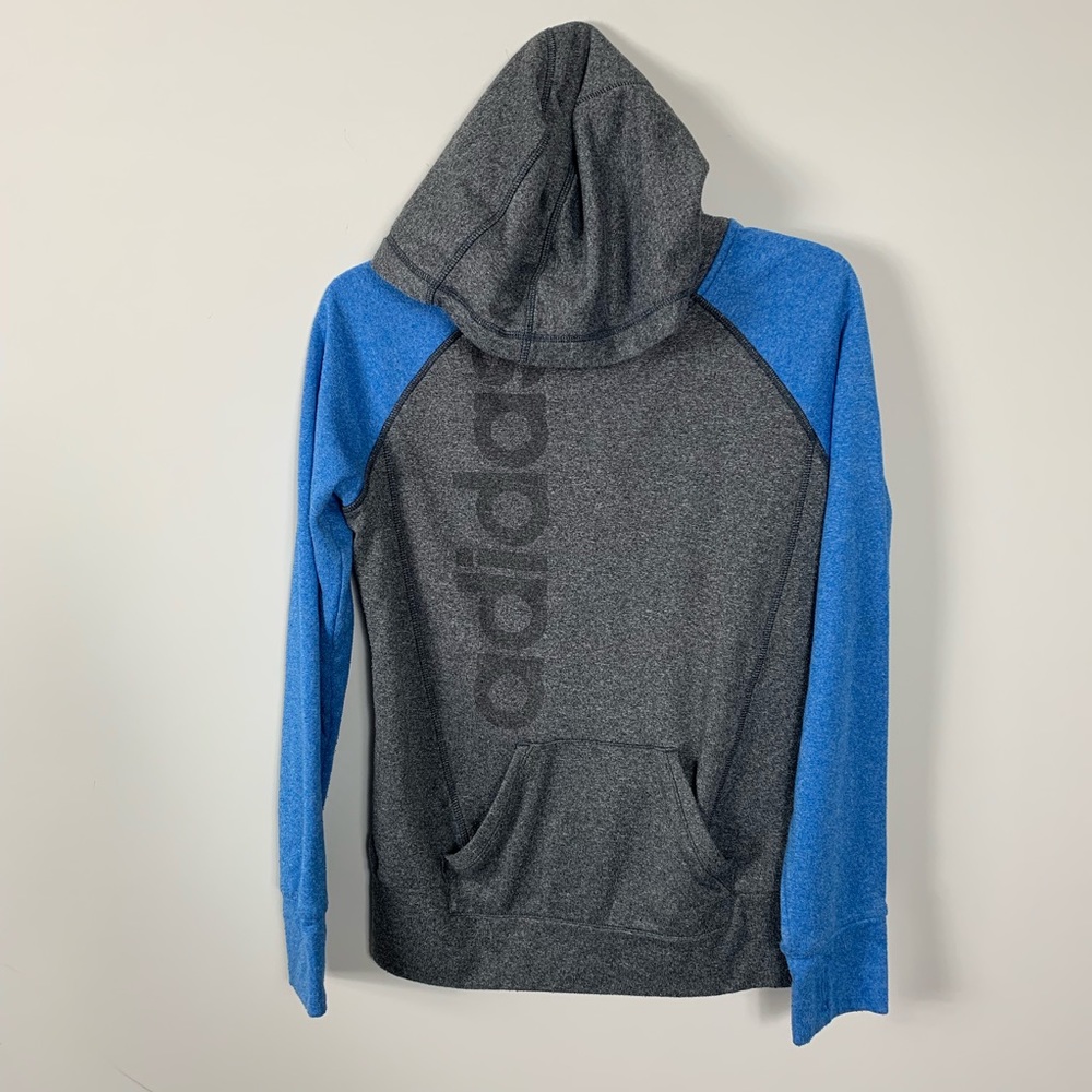 Small adidas sweater